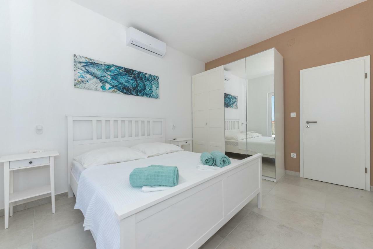 מאקרסקה Villa Dodo מראה חיצוני תמונה