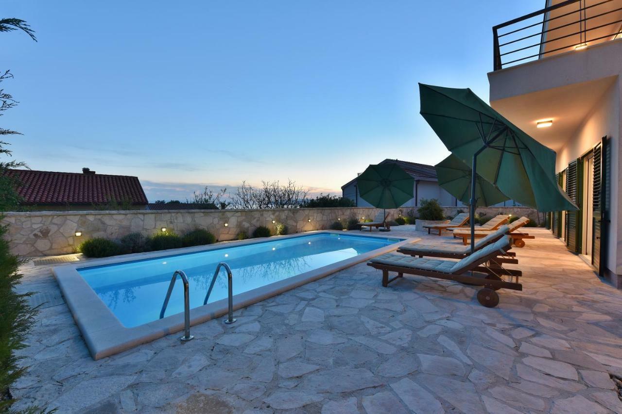 מאקרסקה Villa Dodo מראה חיצוני תמונה